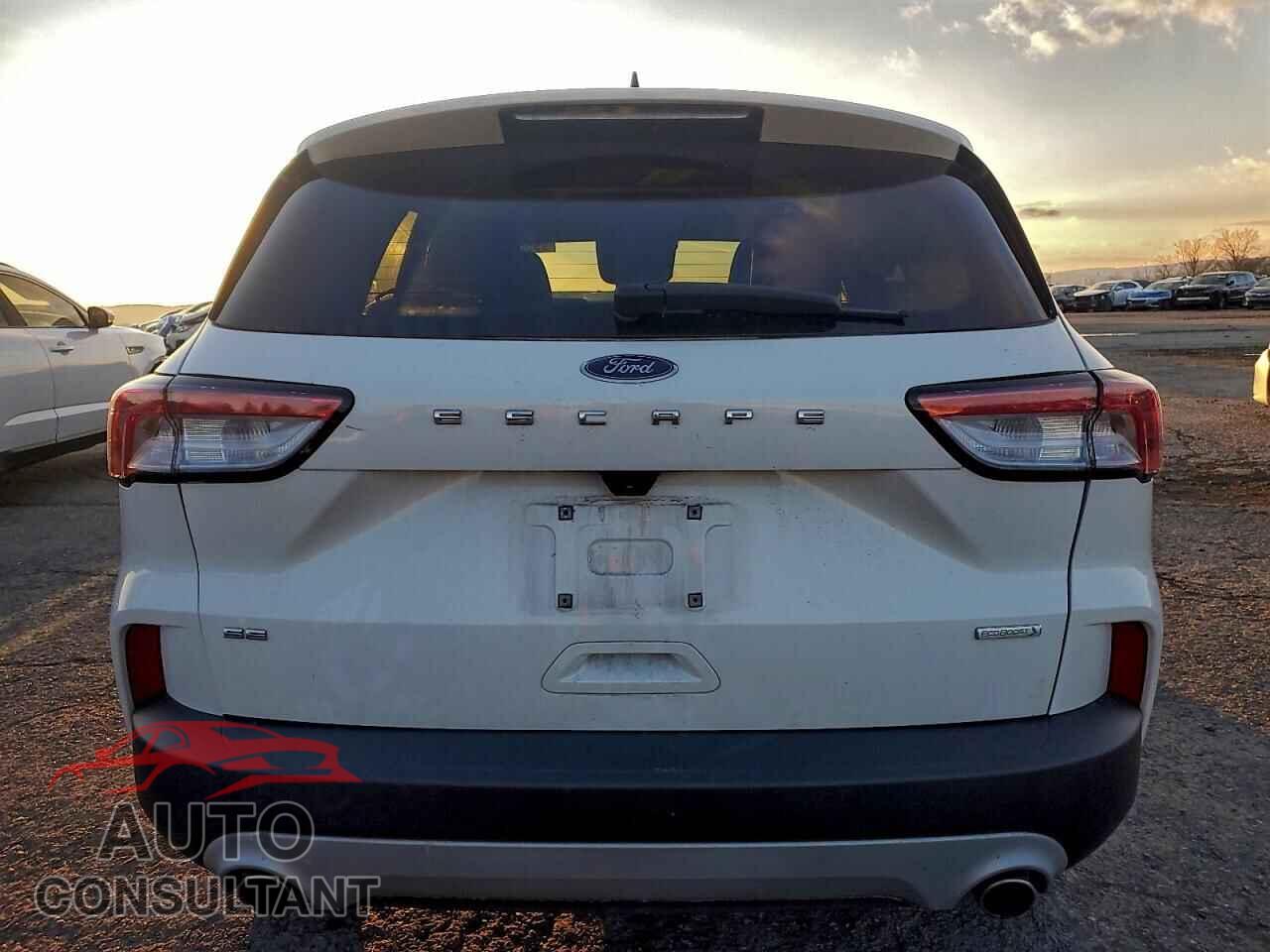 FORD ESCAPE 2020 - 1FMCU0G68LUA20758