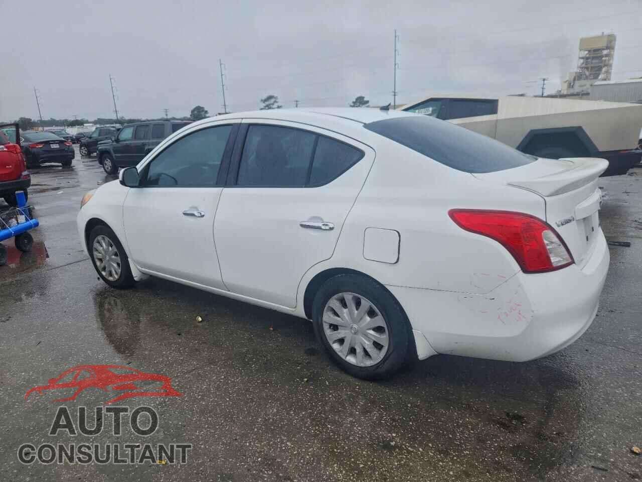 NISSAN VERSA 2014 - 3N1CN7AP4EK445461
