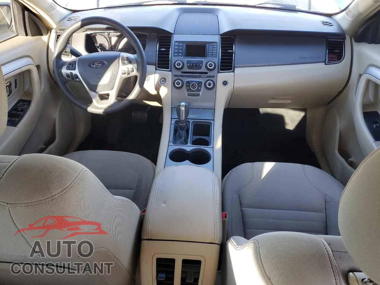 FORD TAURUS 2017 - 1FAHP2D88HG126285