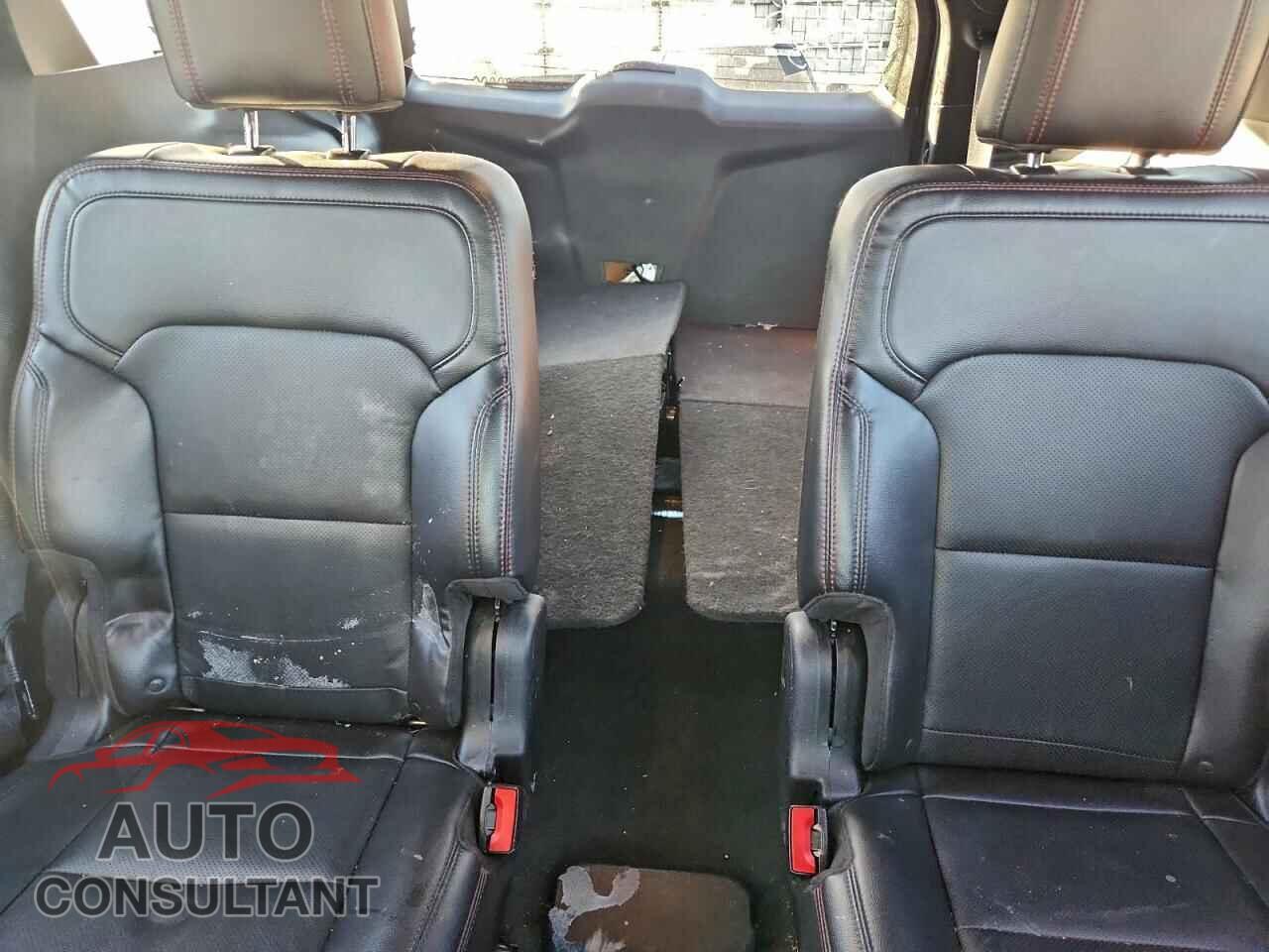 FORD EXPLORER 2018 - 1FM5K8GT0JGB74265