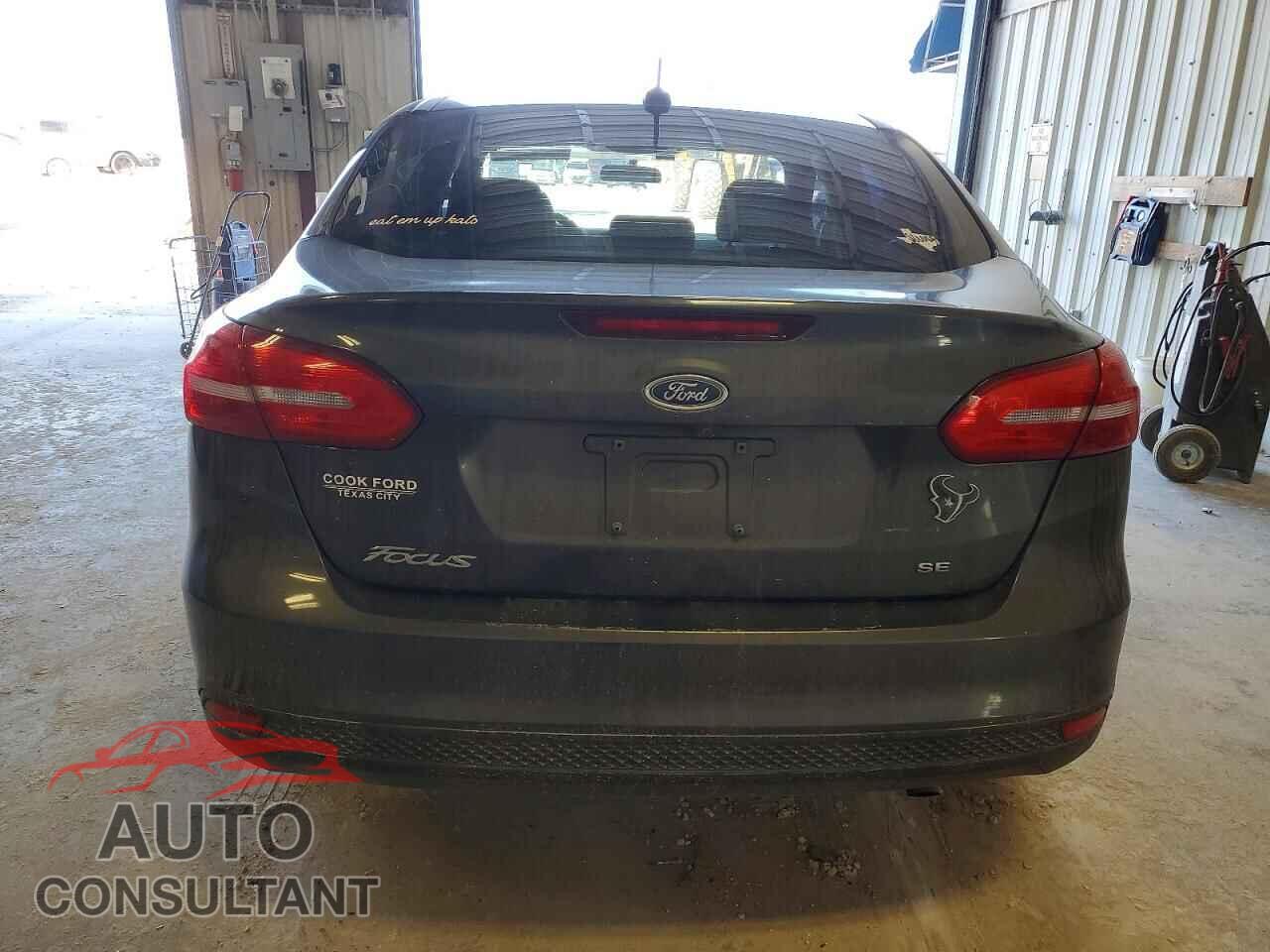 FORD FOCUS 2017 - 1FADP3F25HL229698