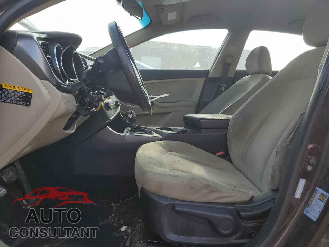 KIA OPTIMA 2011 - KNAGM4A76B5122404