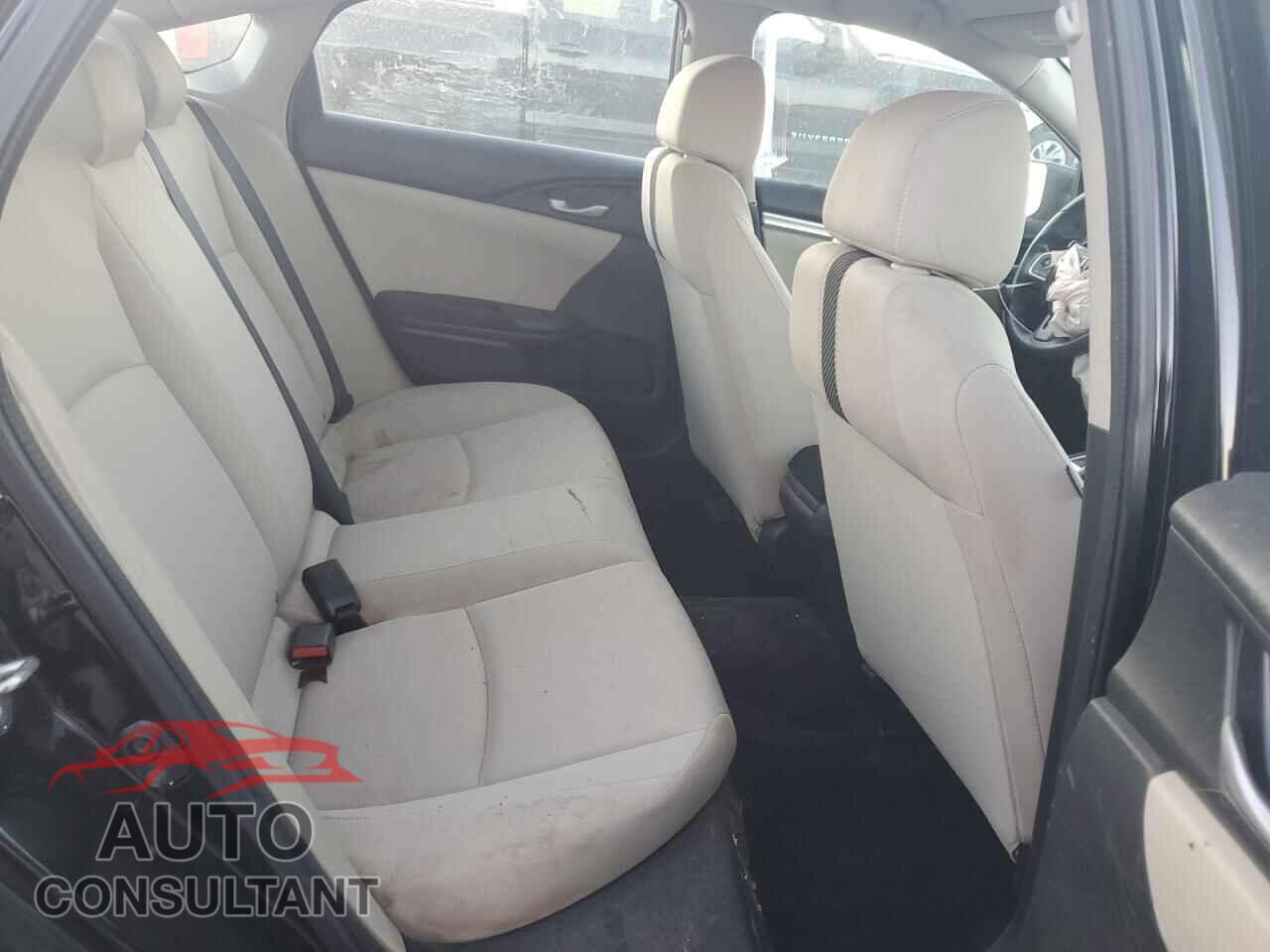 HONDA CIVIC 2017 - 2HGFC2F52HH558683