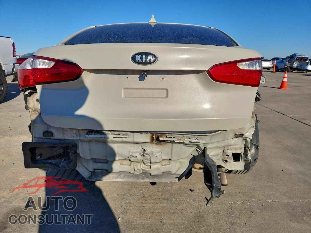 KIA FORTE 2015 - KNAFK4A63F5366347