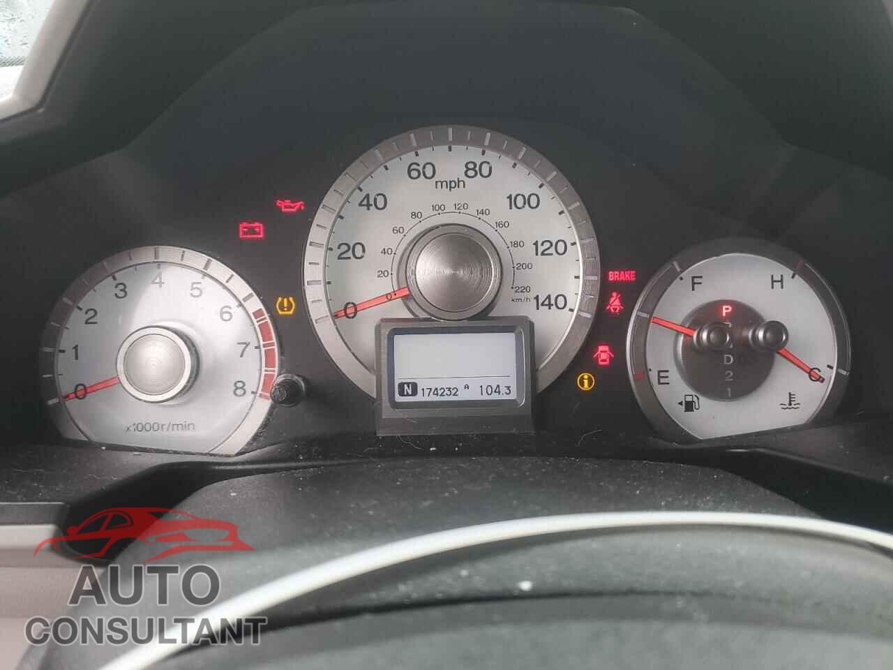 HONDA PILOT 2011 - 5FNYF4H76BB068642