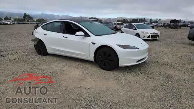 TESLA MODEL 3 2024 - 5YJ3E1EA3RF842755