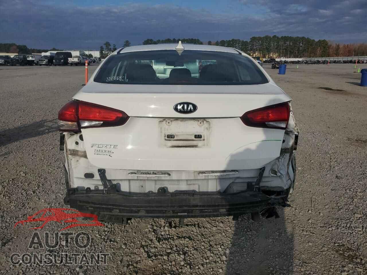 KIA FORTE 2017 - 3KPFK4A76HE103515