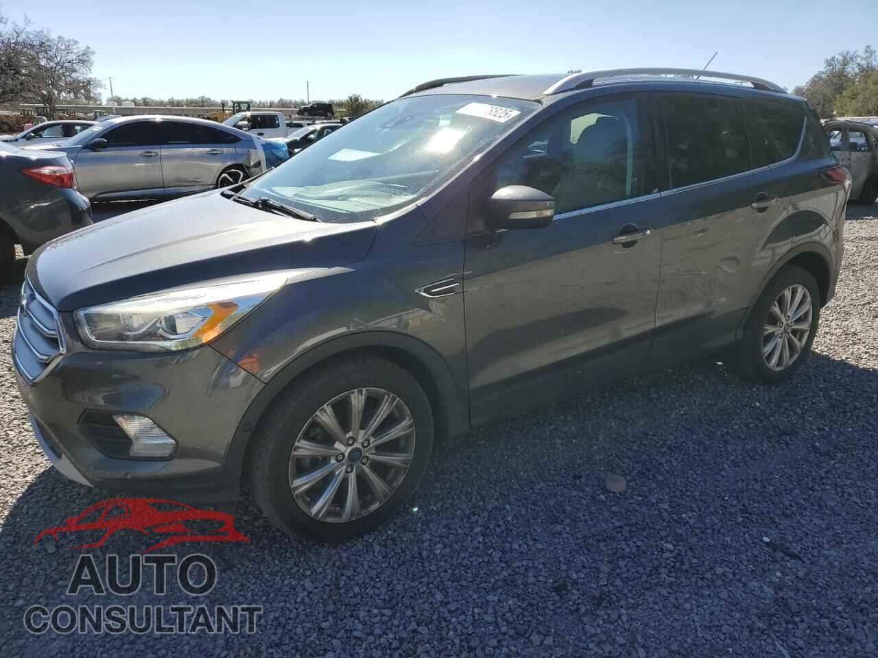 FORD ESCAPE 2017 - 1FMCU0J98HUC68082