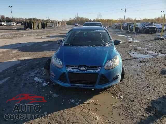 FORD FOCUS 2014 - 1FADP3N25EL129047