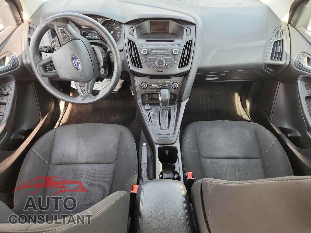 FORD FOCUS 2017 - 1FADP3K25HL278440