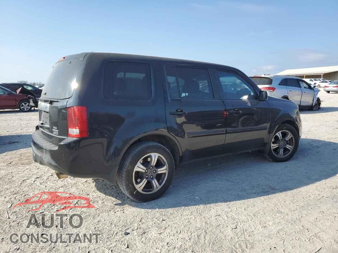 HONDA PILOT 2015 - 5FNYF4H37FB079149