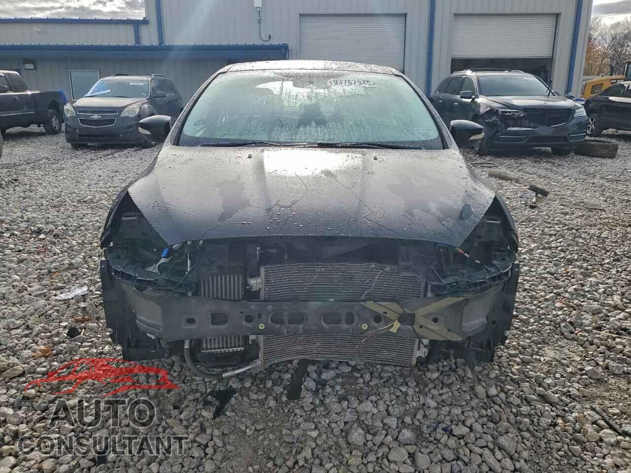 FORD FOCUS 2016 - 1FADP3FE9GL200052