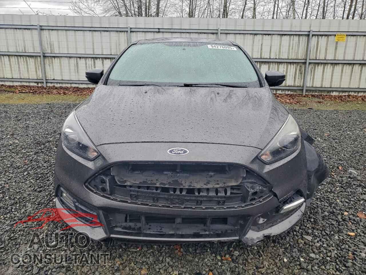 FORD FOCUS 2017 - 1FADP3L94HL335979