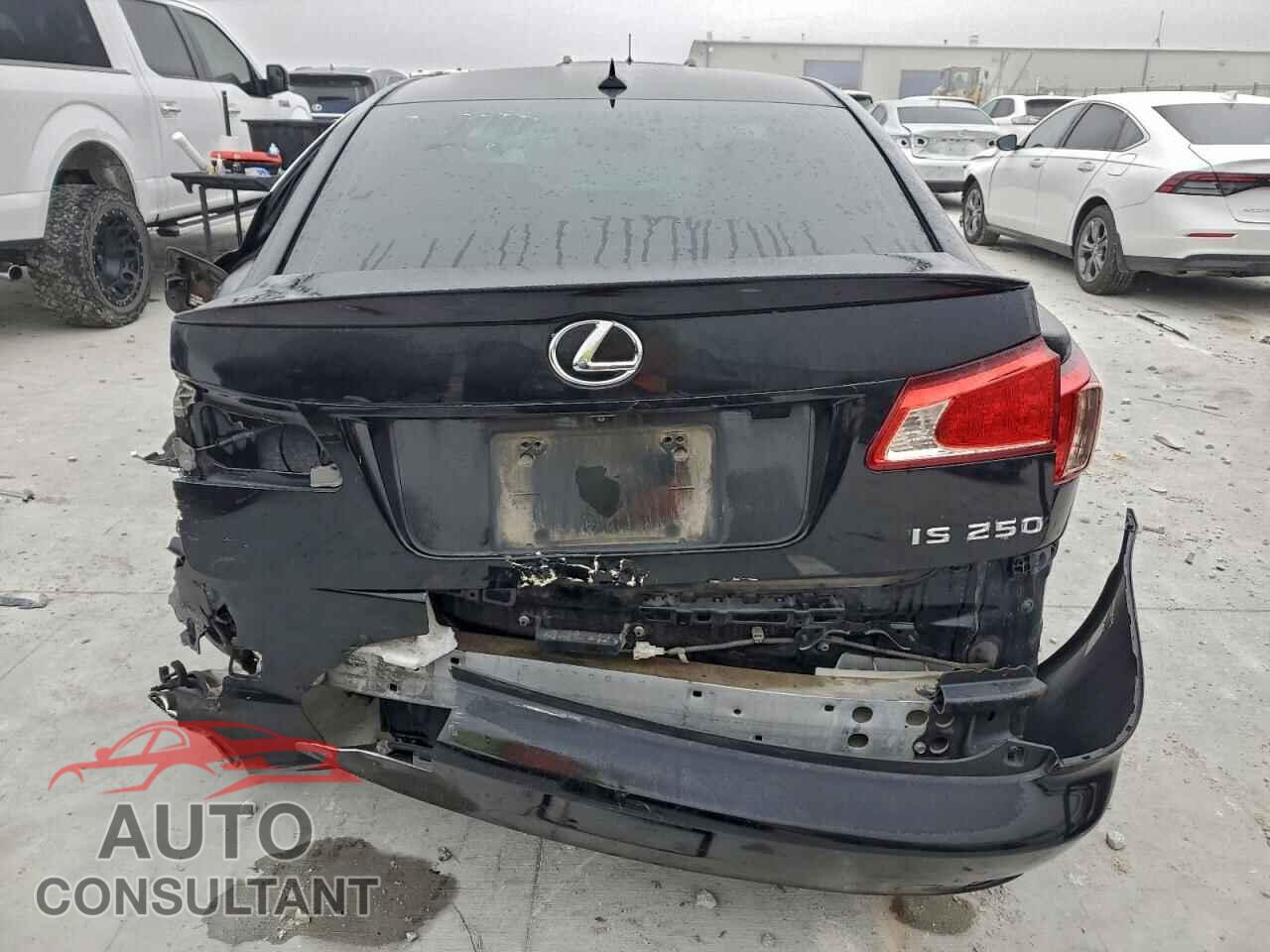 LEXUS IS 2011 - JTHBF5C25B5141202