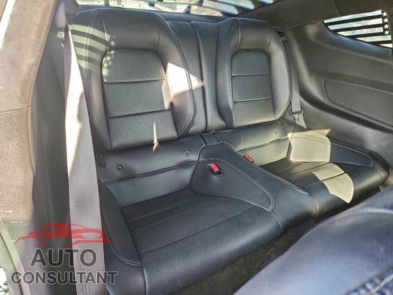 FORD MUSTANG 2017 - 1FA6P8CF4H5257879