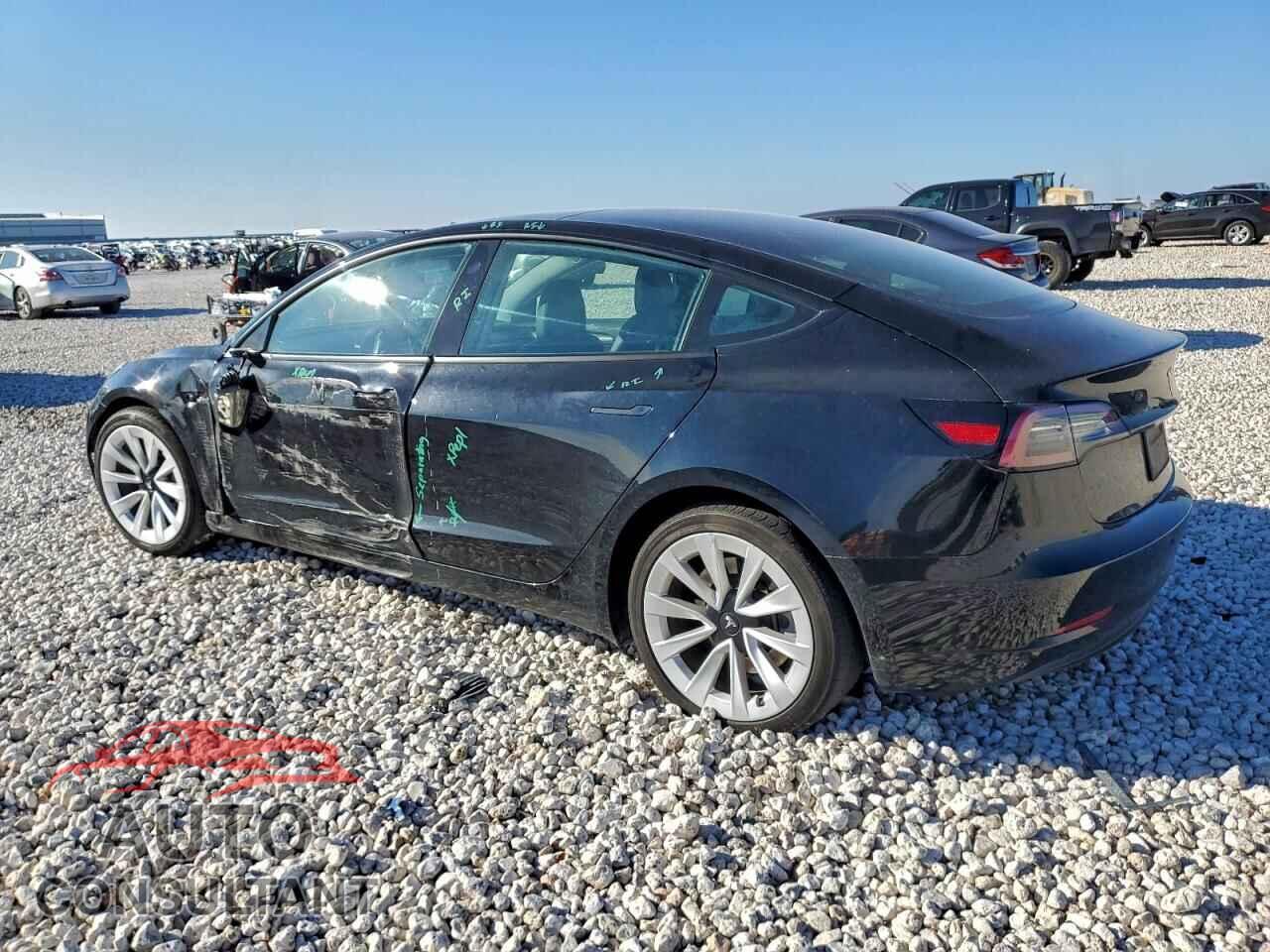 TESLA MODEL 3 2023 - 5YJ3E1EA7PF449287