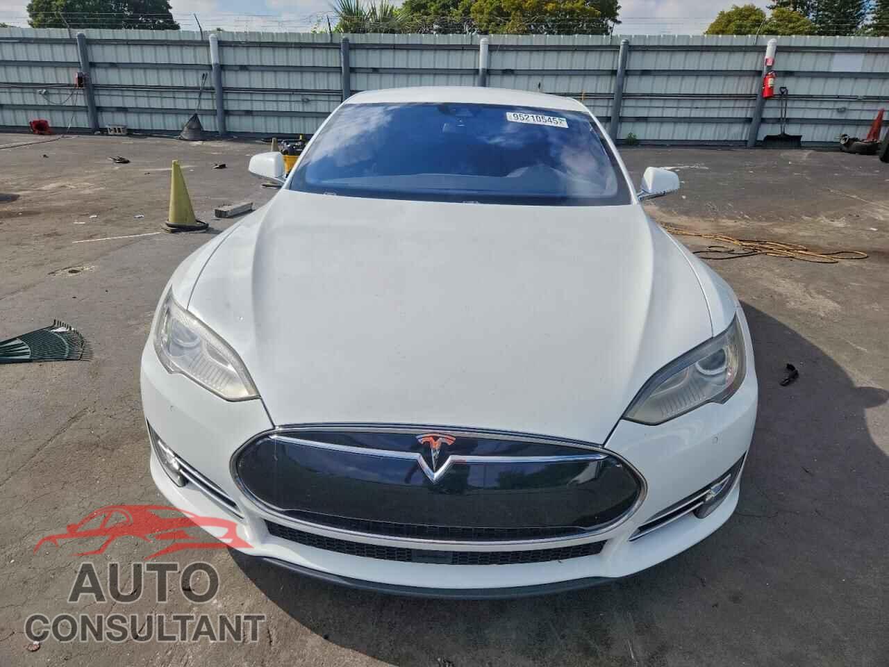 TESLA MODEL S 2015 - 5YJSA1S26FF098455
