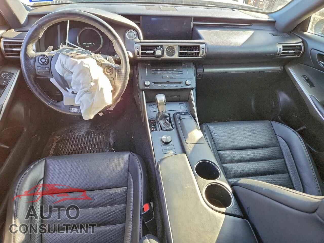 LEXUS IS 2015 - JTHCF1D22F5020533
