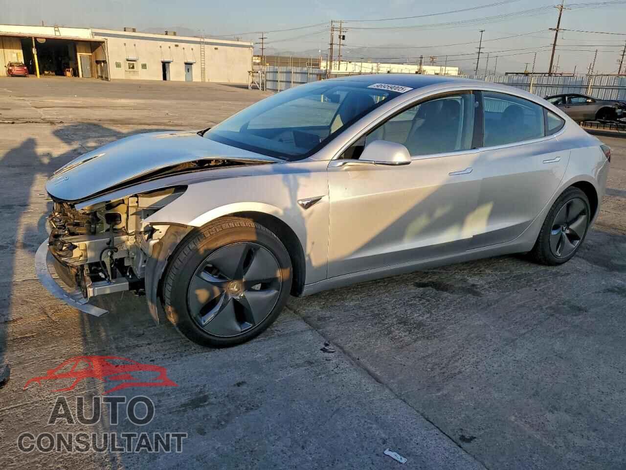 TESLA MODEL 3 2018 - 5YJ3E1EA7JF060740