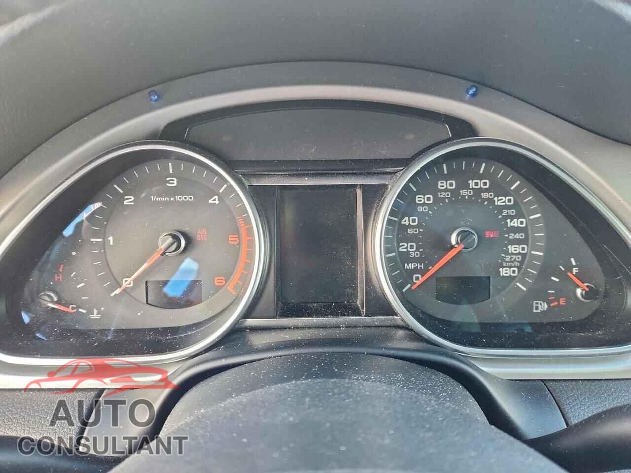 AUDI Q7 2011 - WA1VMAFE8BD004032