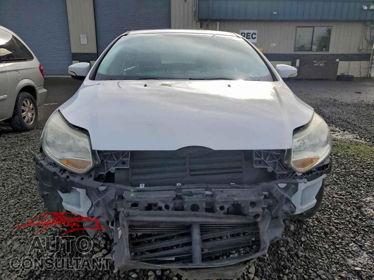 FORD FOCUS 2013 - 1FADP3F2XDL335123