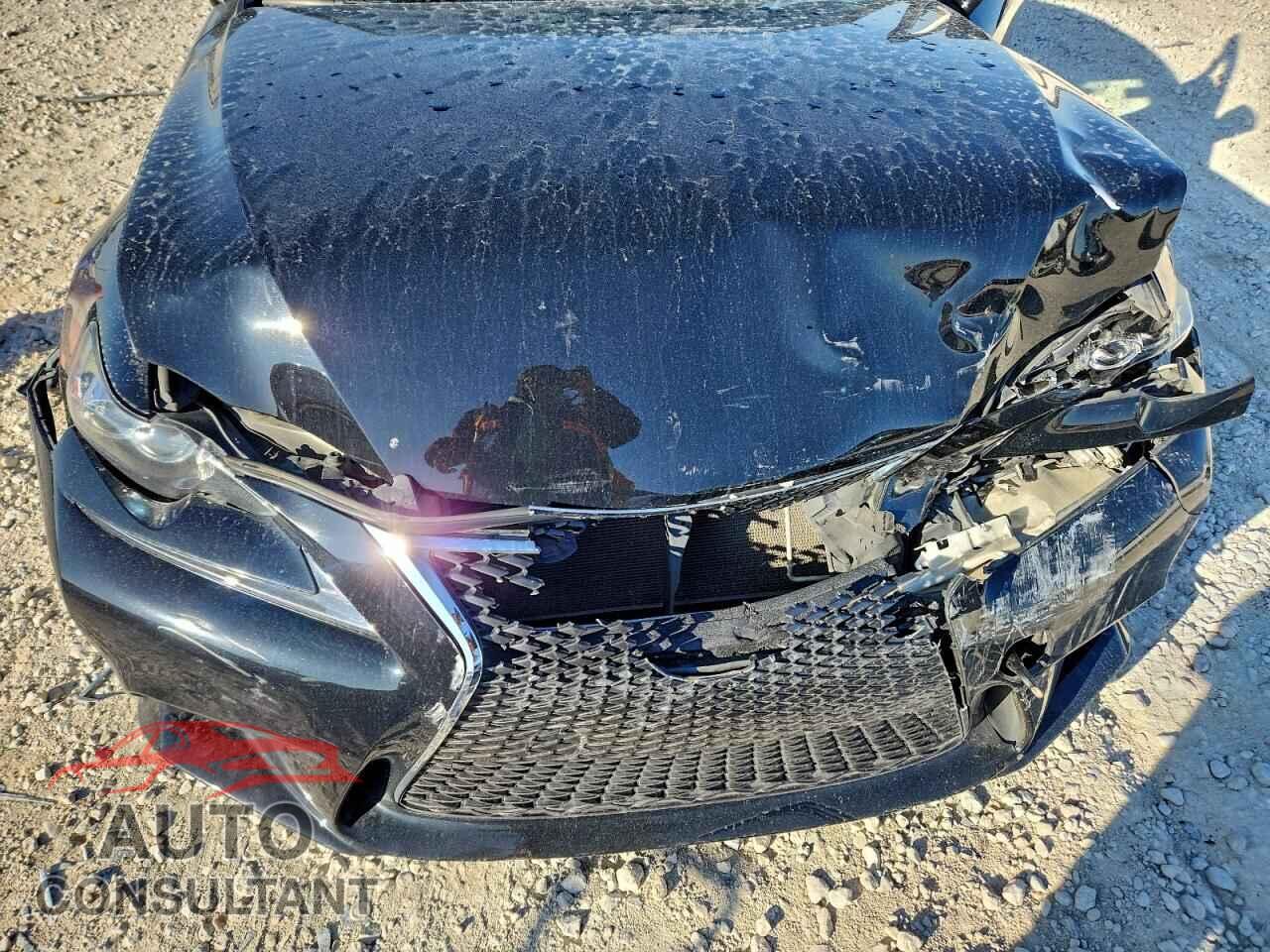 LEXUS IS 2015 - JTHCF1D22F5020533