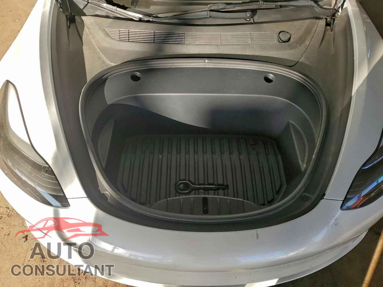 TESLA MODEL 3 2023 - 5YJ3E1EB0PF471527