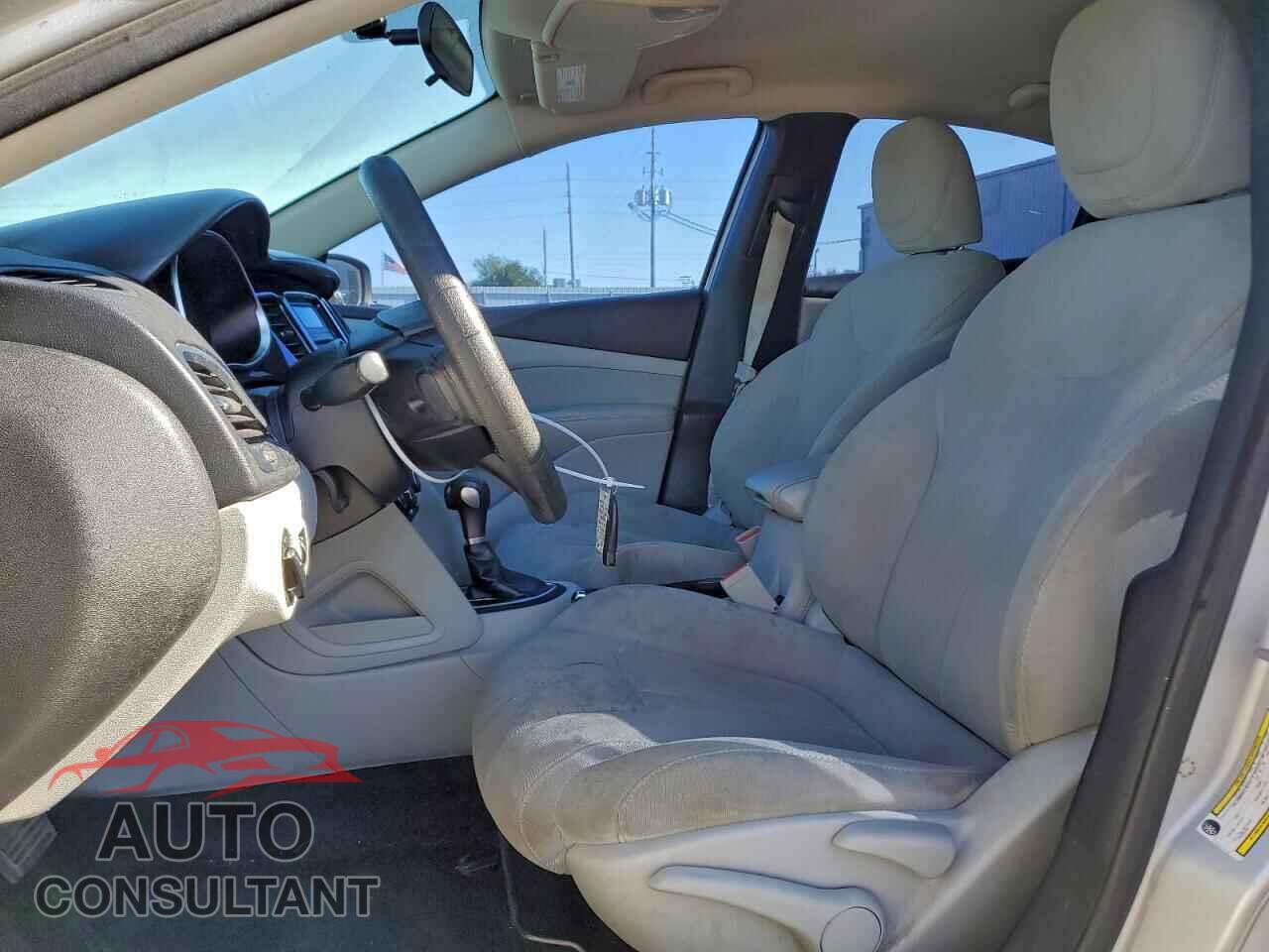 DODGE DART 2013 - 1C3CDFBA4DD205883