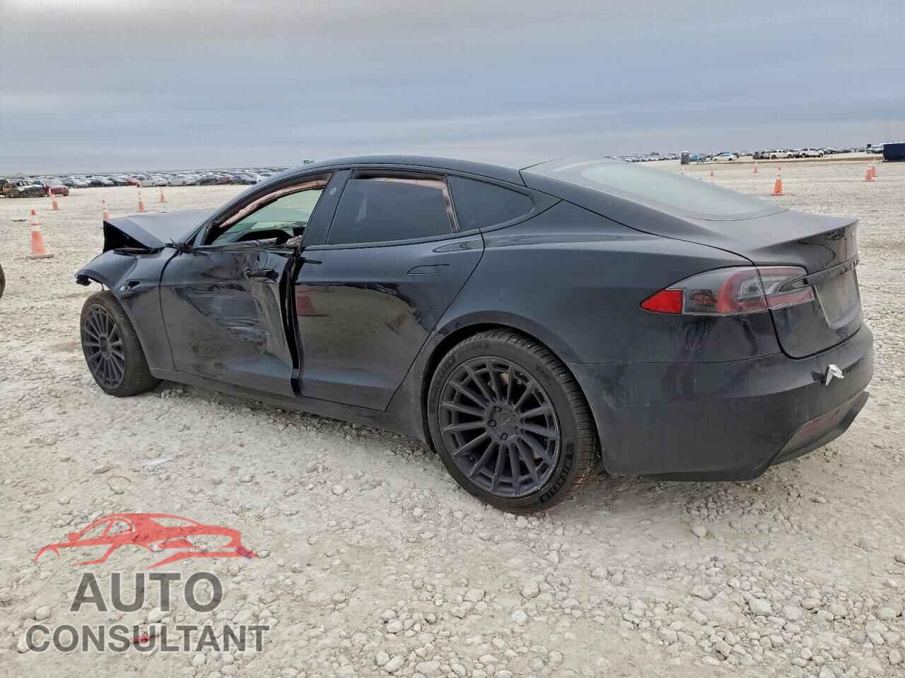 TESLA MODEL S 2021 - 5YJSA1E50MF454692
