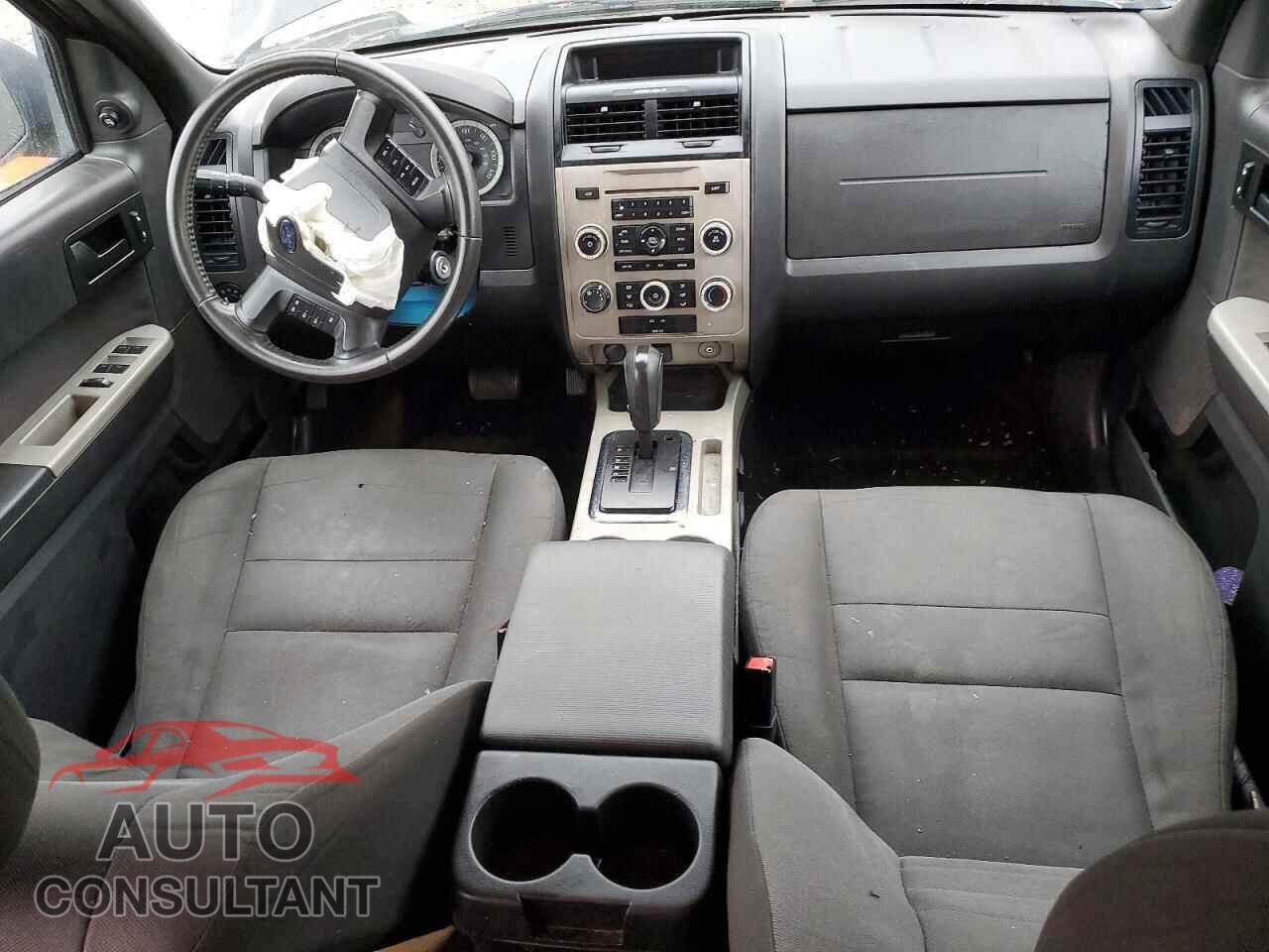 FORD ESCAPE 2010 - 1FMCU0DG2AKC43867