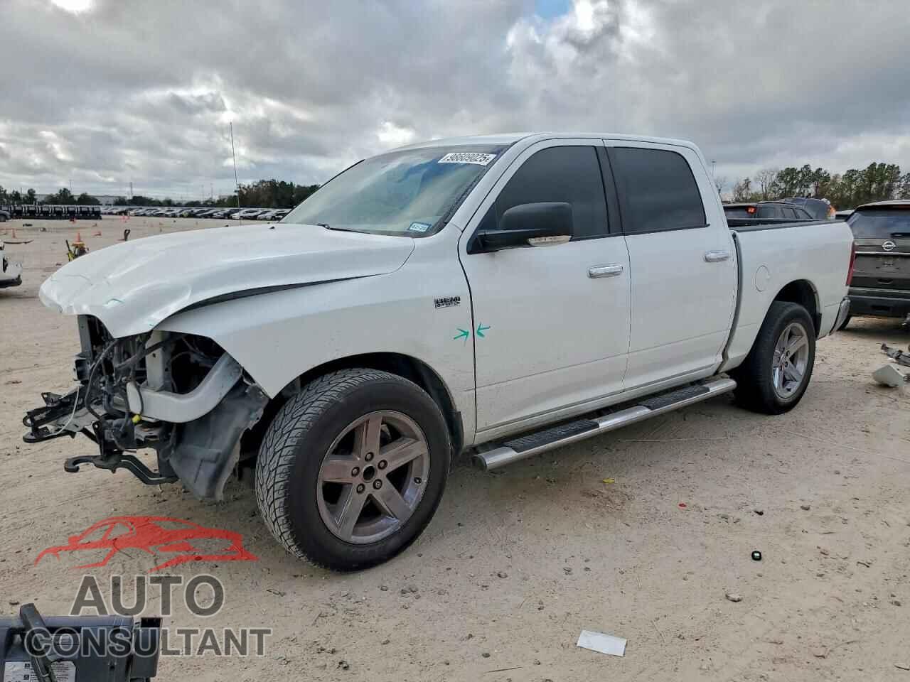 DODGE RAM 1500 2012 - 1C6RD6LT0CS286159