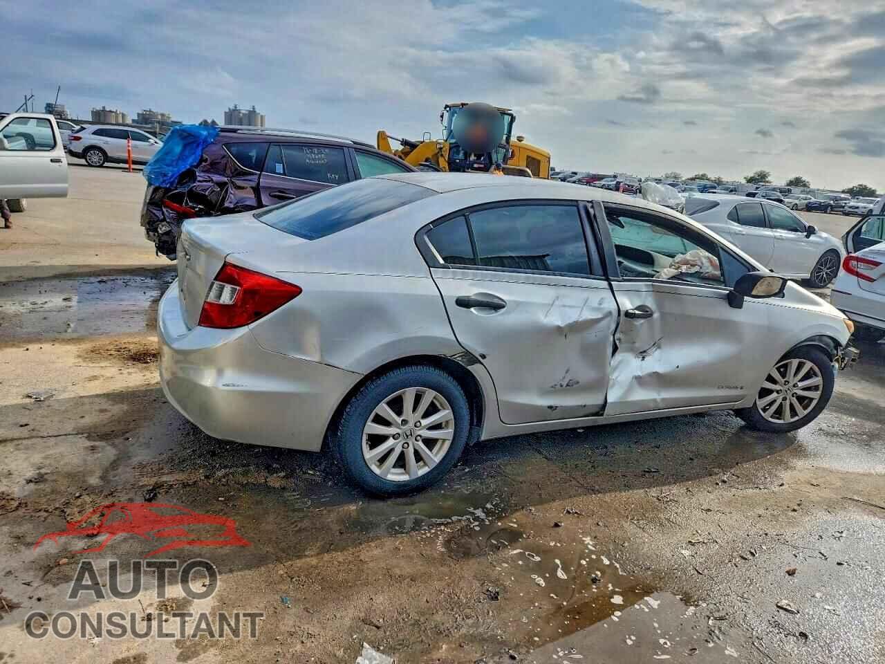 HONDA CIVIC 2012 - 2HGFB2F27CH515698
