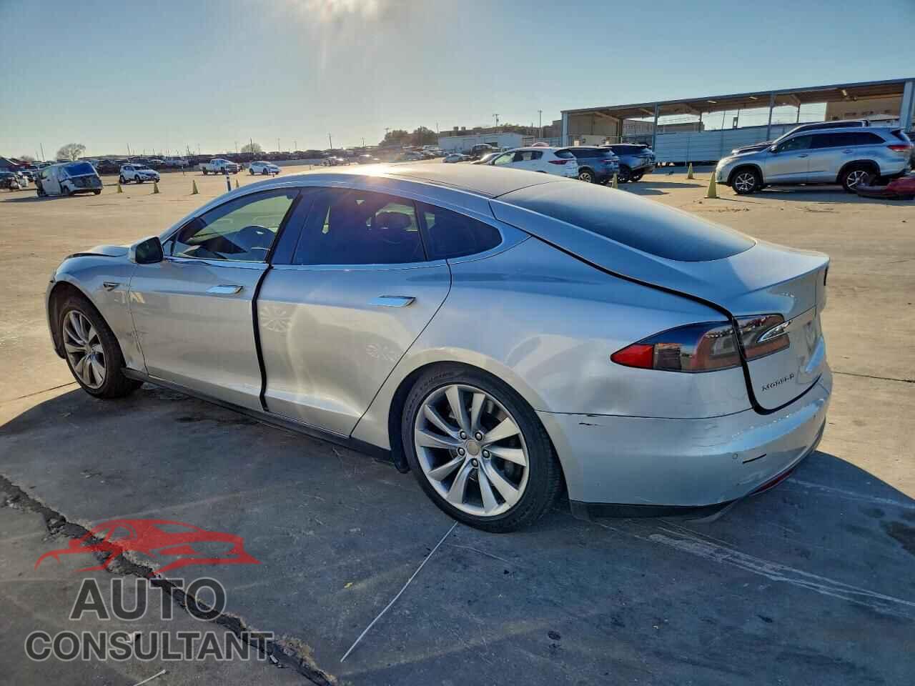 TESLA MODEL S 2013 - 5YJSA1CP4DFP26200