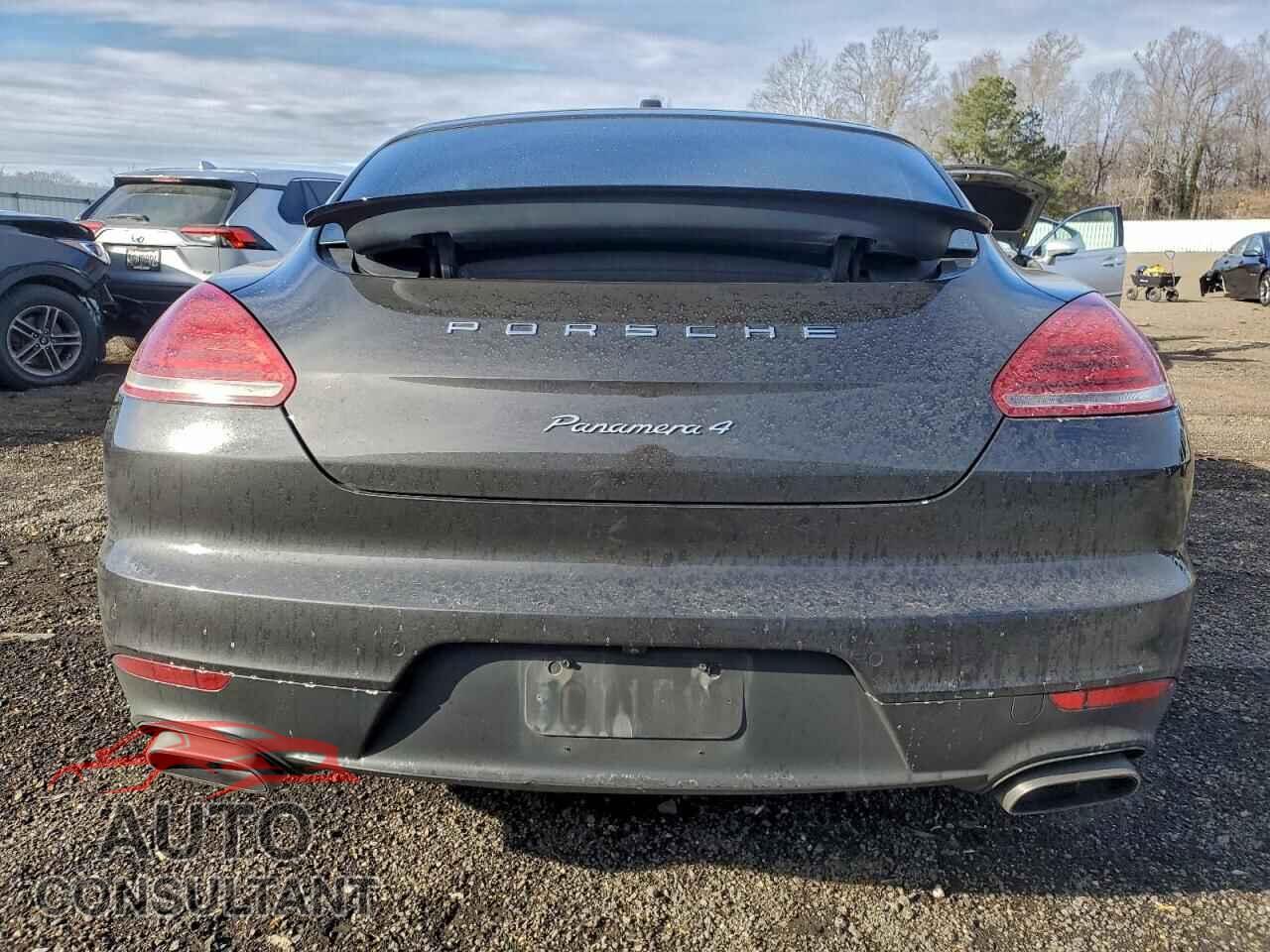 PORSCHE PANAMERA 2014 - WP0AA2A77EL005372