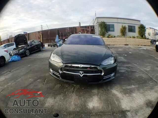 TESLA MODEL S 2014 - 5YJSA1H16EFP33011