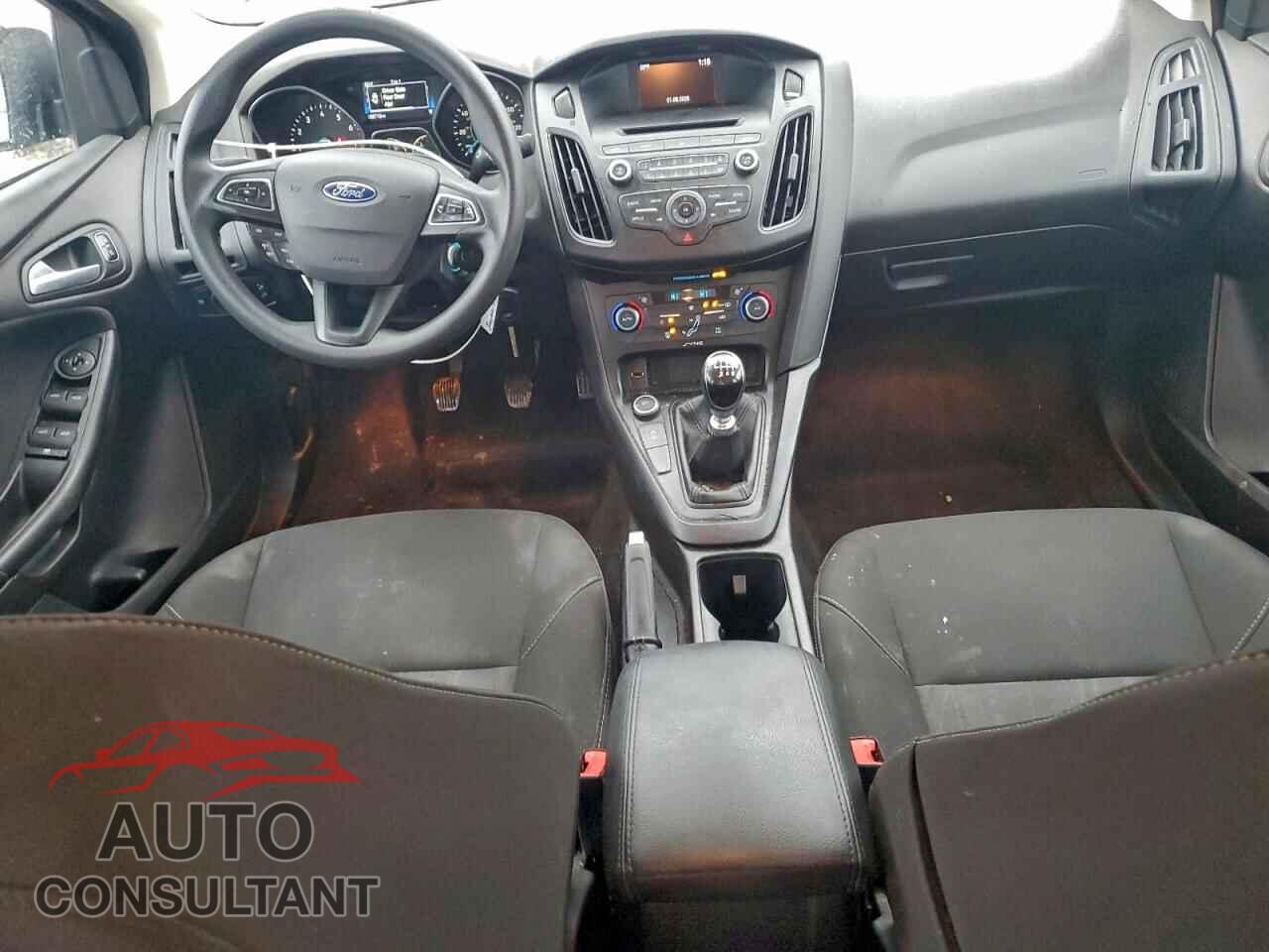 FORD FOCUS 2017 - 1FADP3FE3HL257283