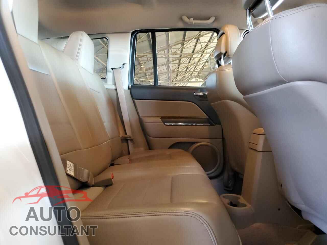 JEEP COMPASS 2013 - 1C4NJCCB1DD140705