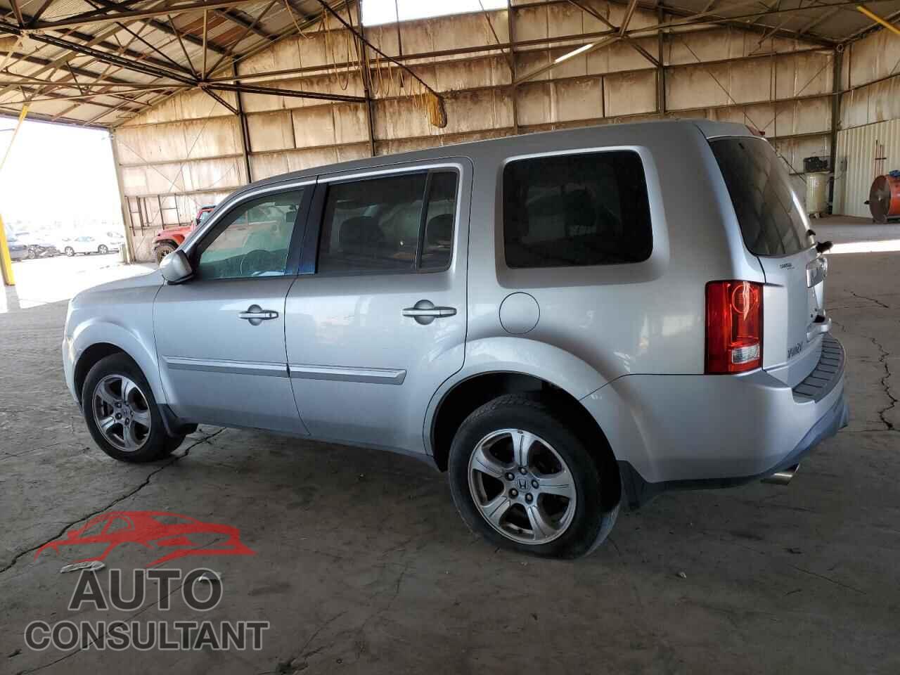 HONDA PILOT 2013 - 5FNYF3H53DB015568