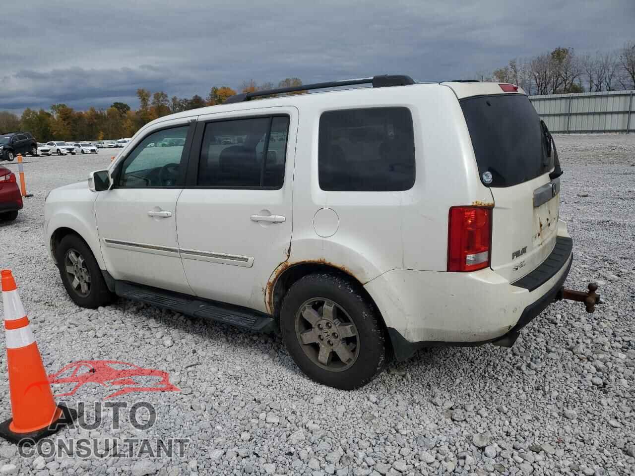 HONDA PILOT 2011 - 5FNYF4H96BB092487