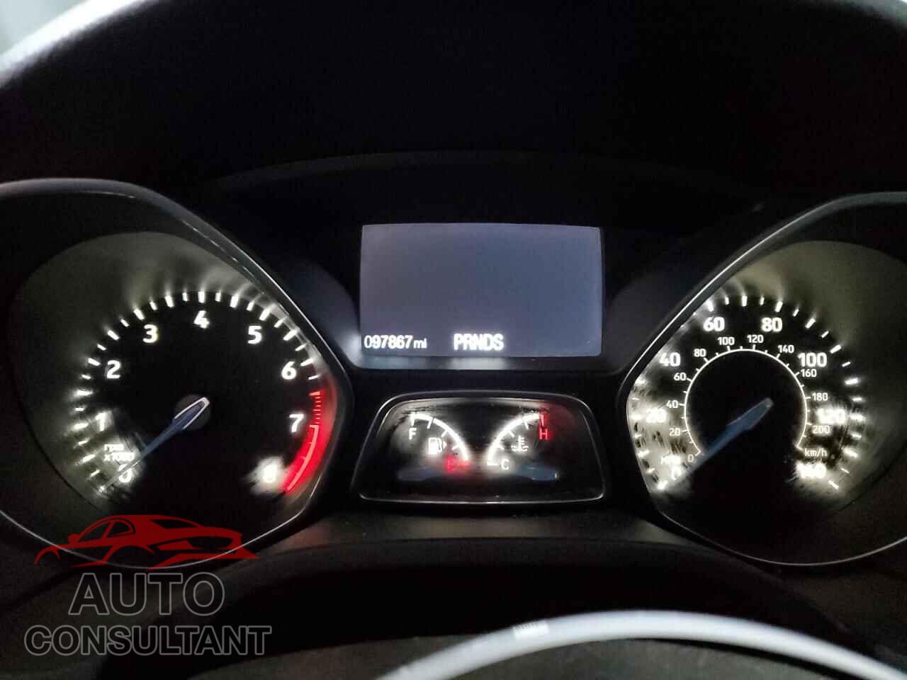 FORD FOCUS 2018 - 1FADP3FE0JL313721