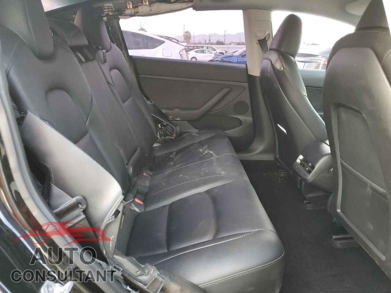 TESLA MODEL 3 2023 - 5YJ3E1EA0PF558917