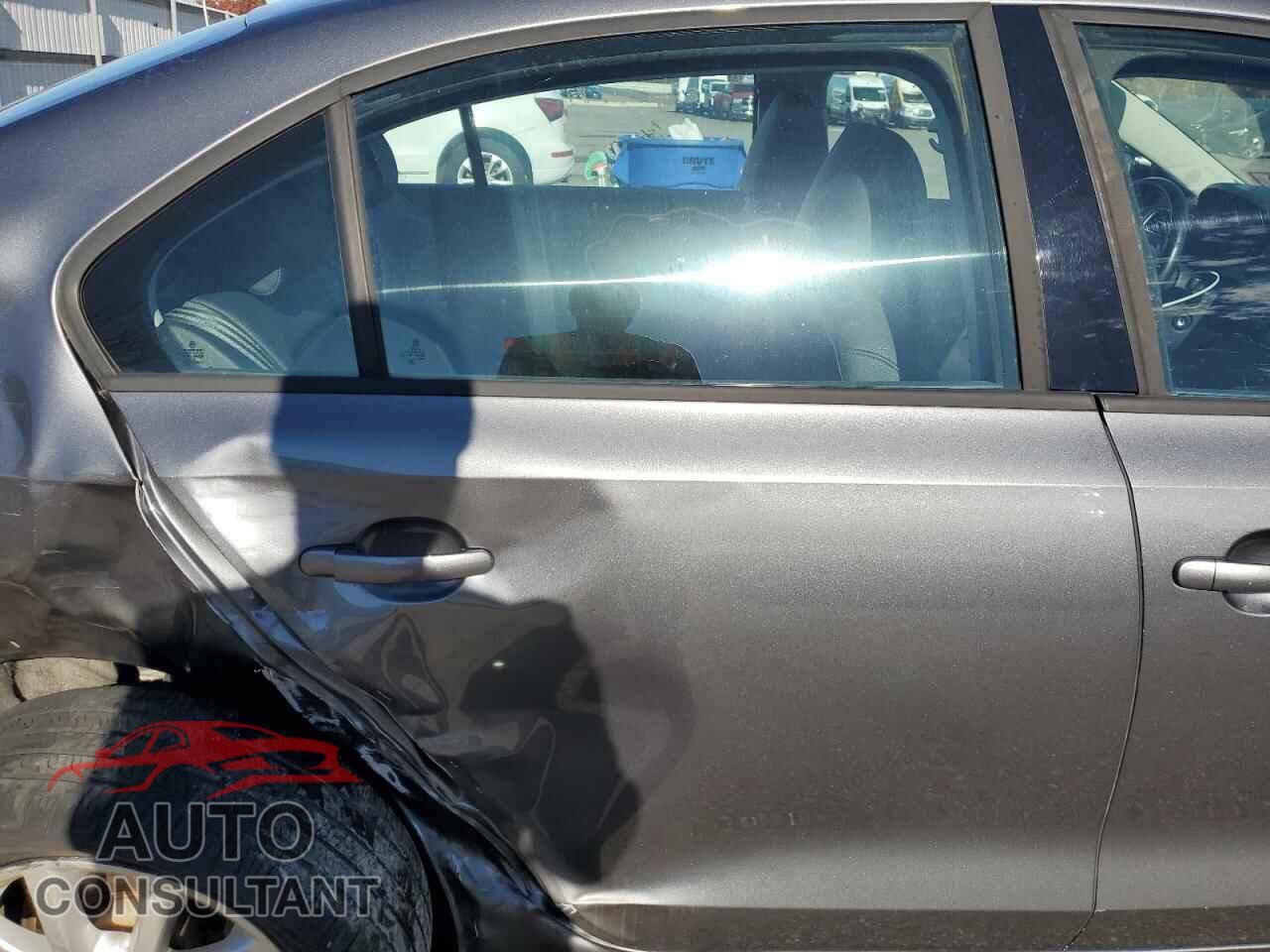 VOLKSWAGEN JETTA 2012 - 3VWDX7AJ6CM362197