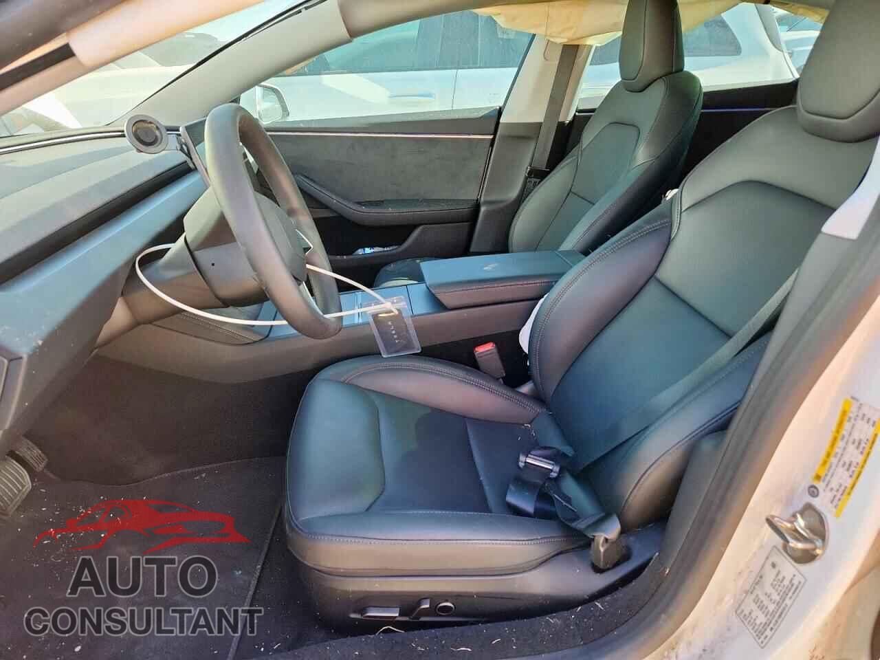 TESLA MODEL 3 2024 - 5YJ3E1EB5RF818112