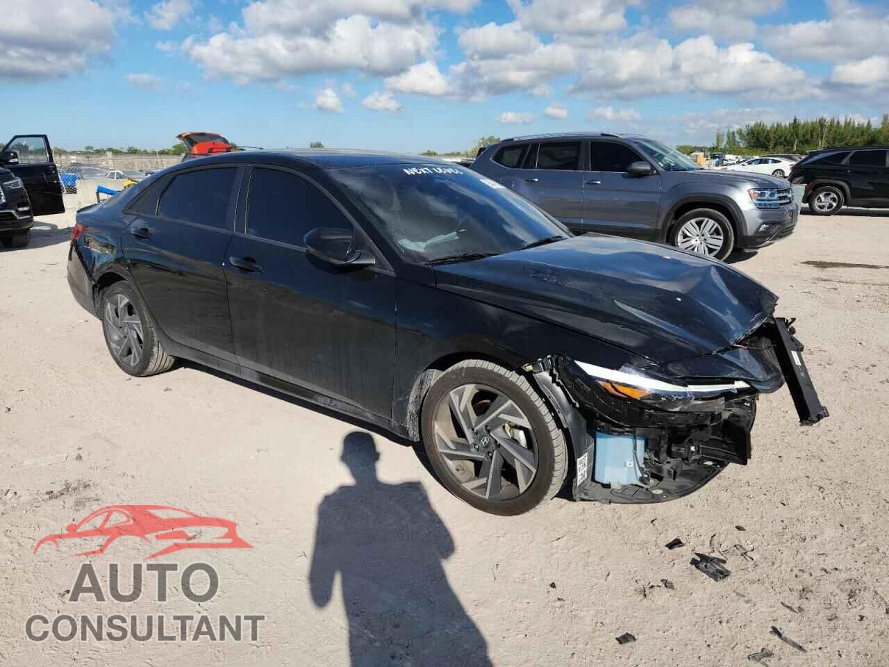HYUNDAI ELANTRA 2025 - KMHLM4DG8SU972727