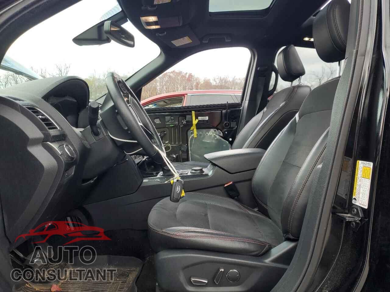 FORD EXPLORER 2018 - 1FM5K8D88JGB50201