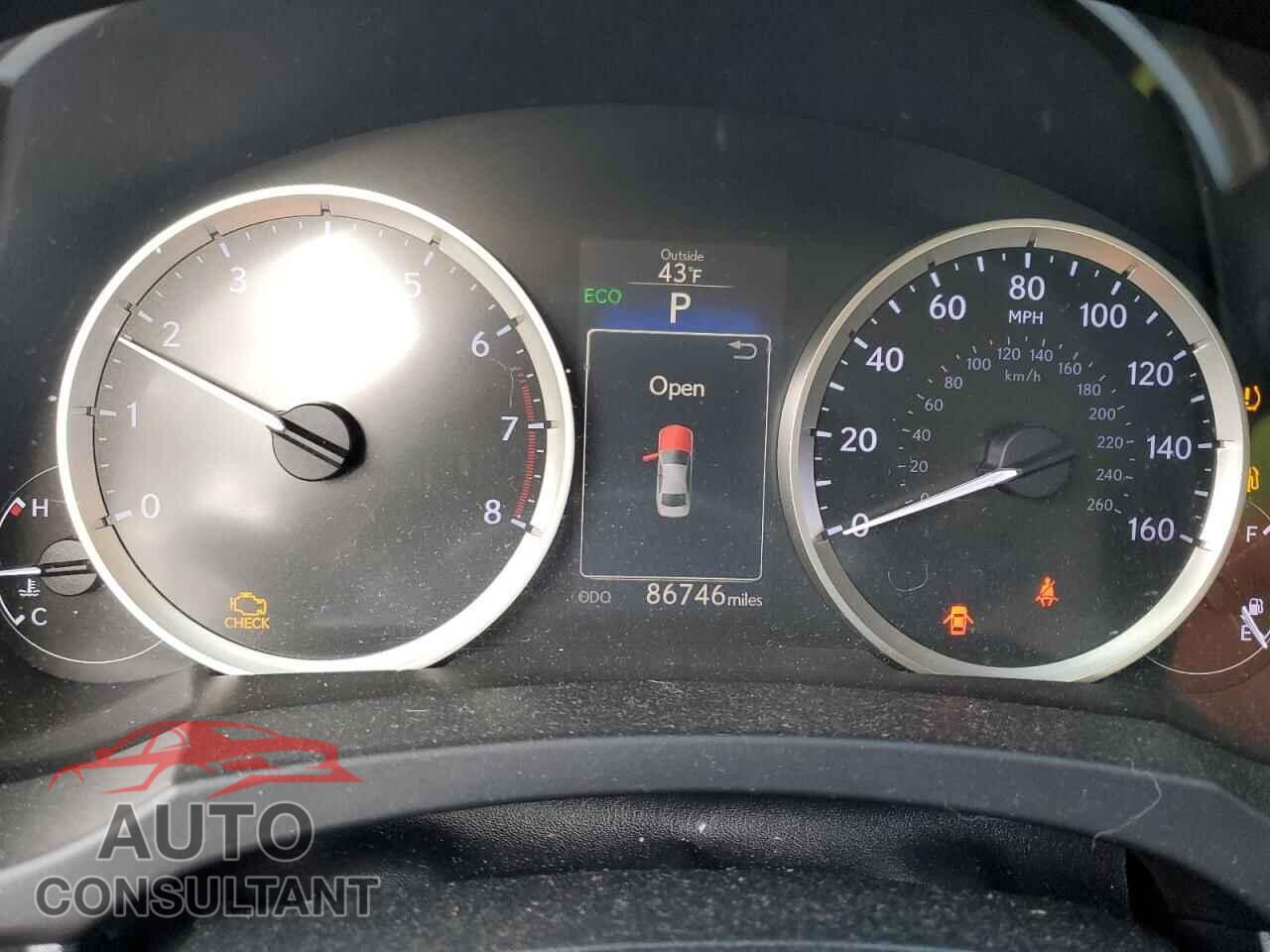 LEXUS IS 2015 - JTHCF1D20F5017727