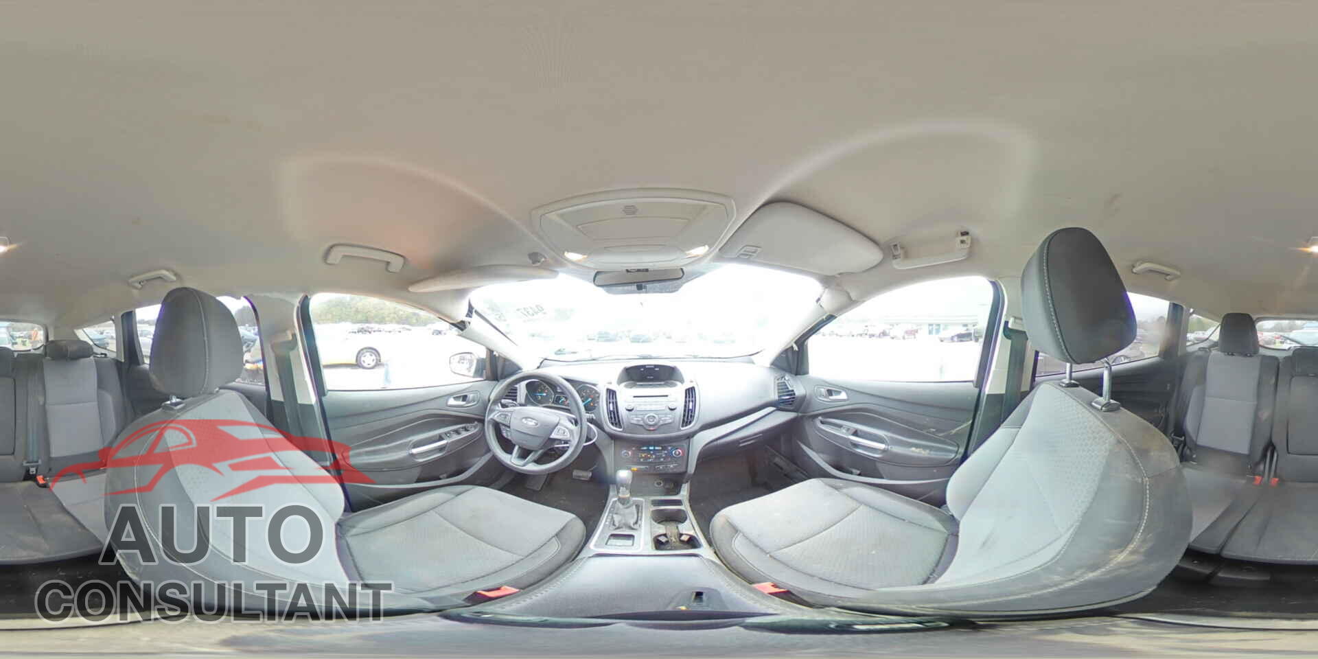 FORD ESCAPE 2017 - 1FMCU9GD0HUC05963