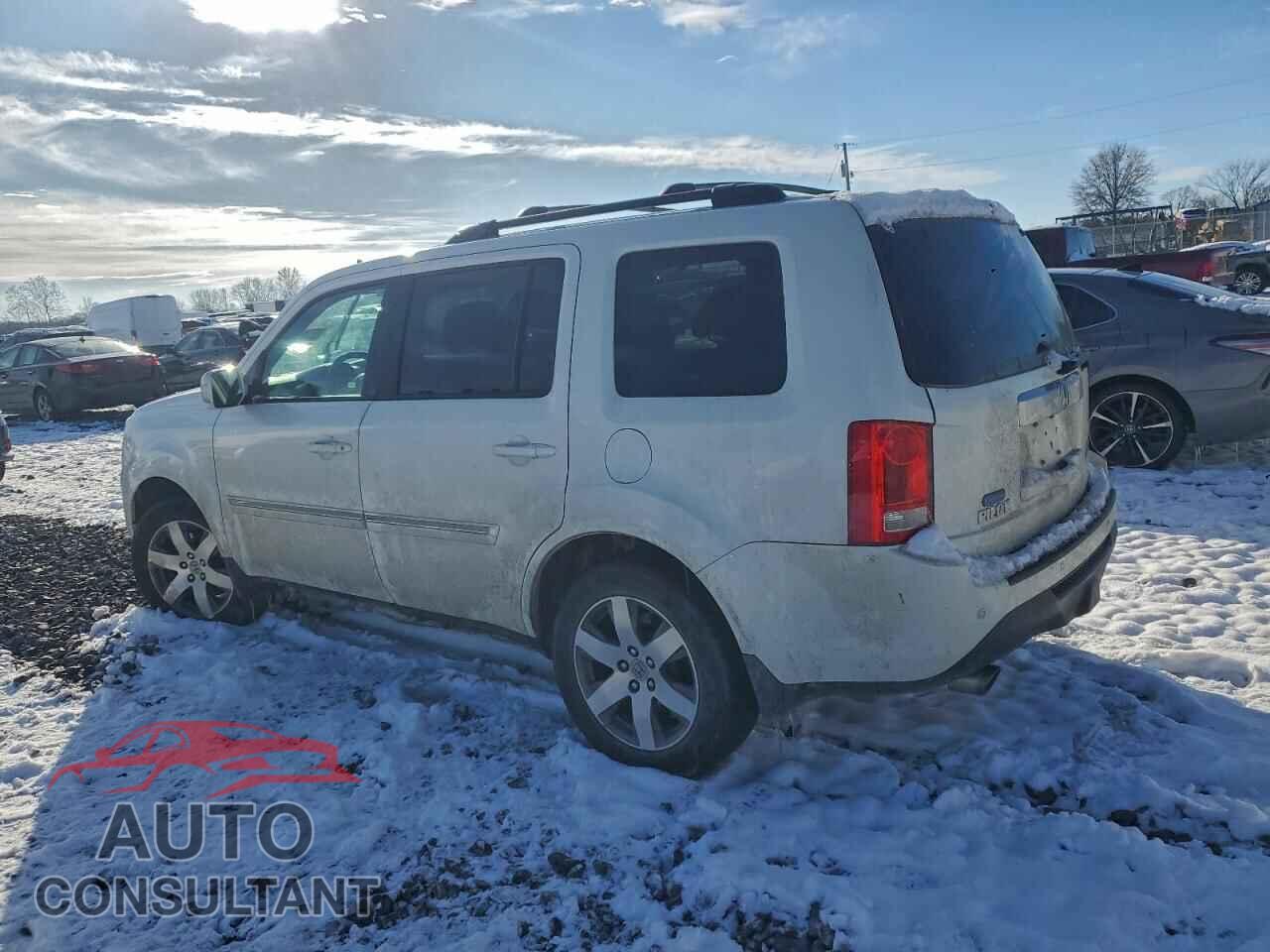 HONDA PILOT 2015 - 5FNYF4H97FB002012