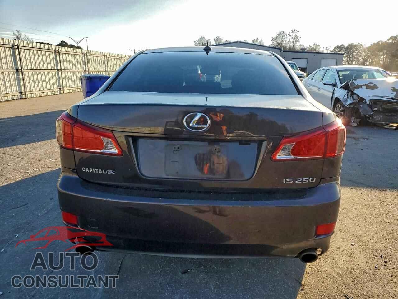 LEXUS IS 2012 - JTHBF5C2XC2102351