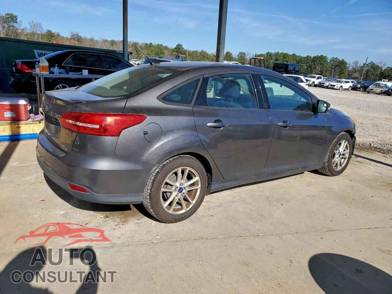 FORD FOCUS 2015 - 1FADP3F25FL261466